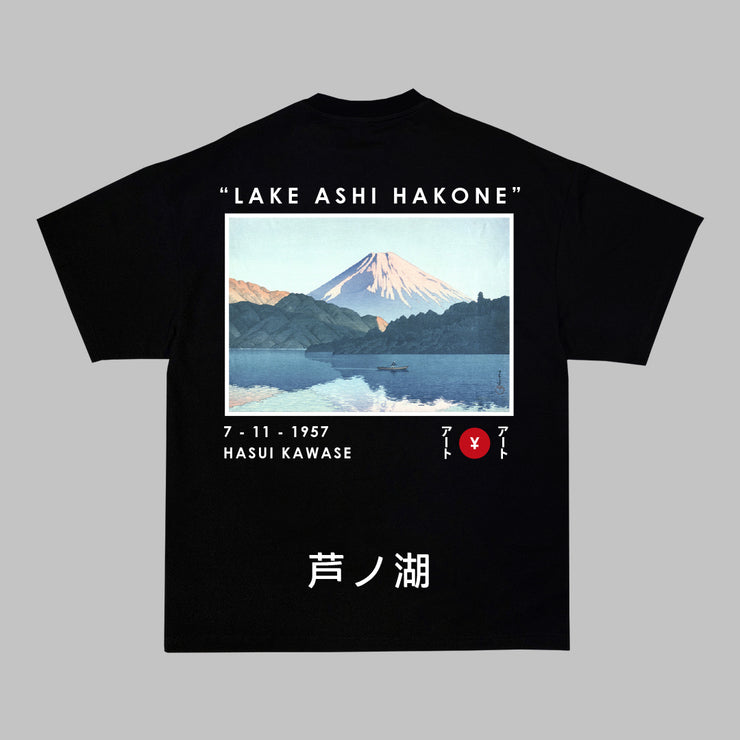 “Lake Ashi Hakone” Playera Oversized Negra